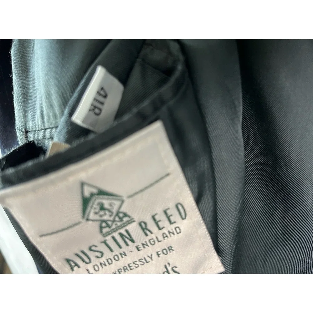 Austin Reed London Blazer Mens 41R Navy Blue Pinstripe‎ Wool Sport Coat EUC